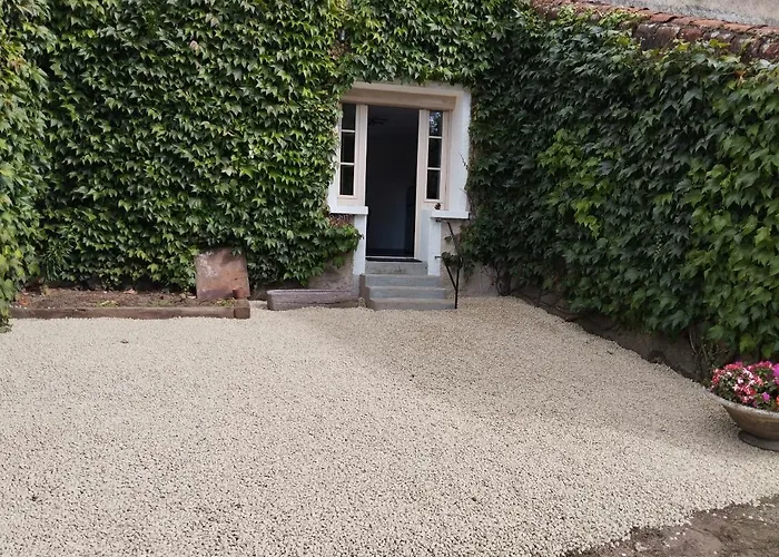 Maison Au Calme Avec Vue Etang Prázdninový dům