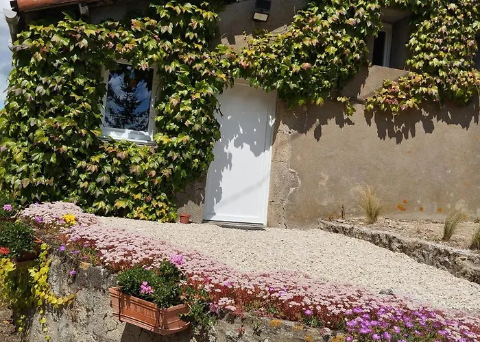 Maison Au Calme Avec Vue Etang Clesse (Deux-Sevres)